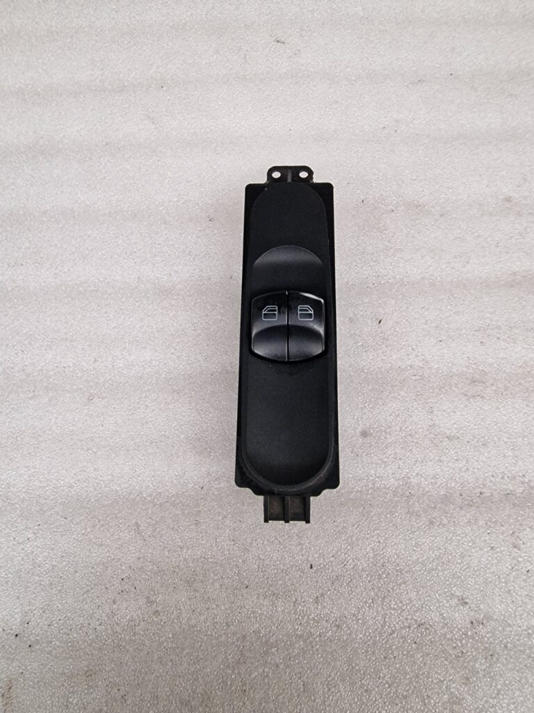 Mercedes Sprinter (2007-2018) Right Side Electric Window Switch A9065451513 (4)