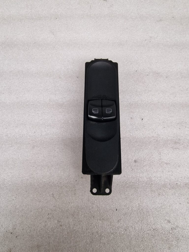 Mercedes Sprinter (2007-2018) Right Side Electric Window Switch A9065451513 (4) - Image 3
