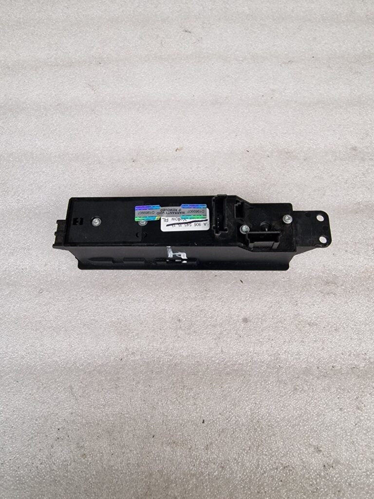 Mercedes Sprinter (2007-2018) Right Side Electric Window Switch A9065451513 (4) - Image 6