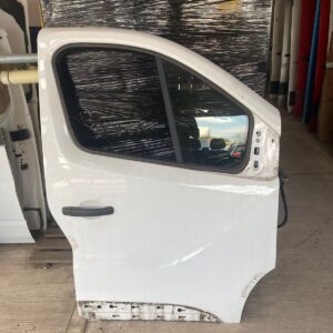 Vauxhall Vivaro Trafic 2015 2019 Front Door Right Side O/S/F In White BREAKING