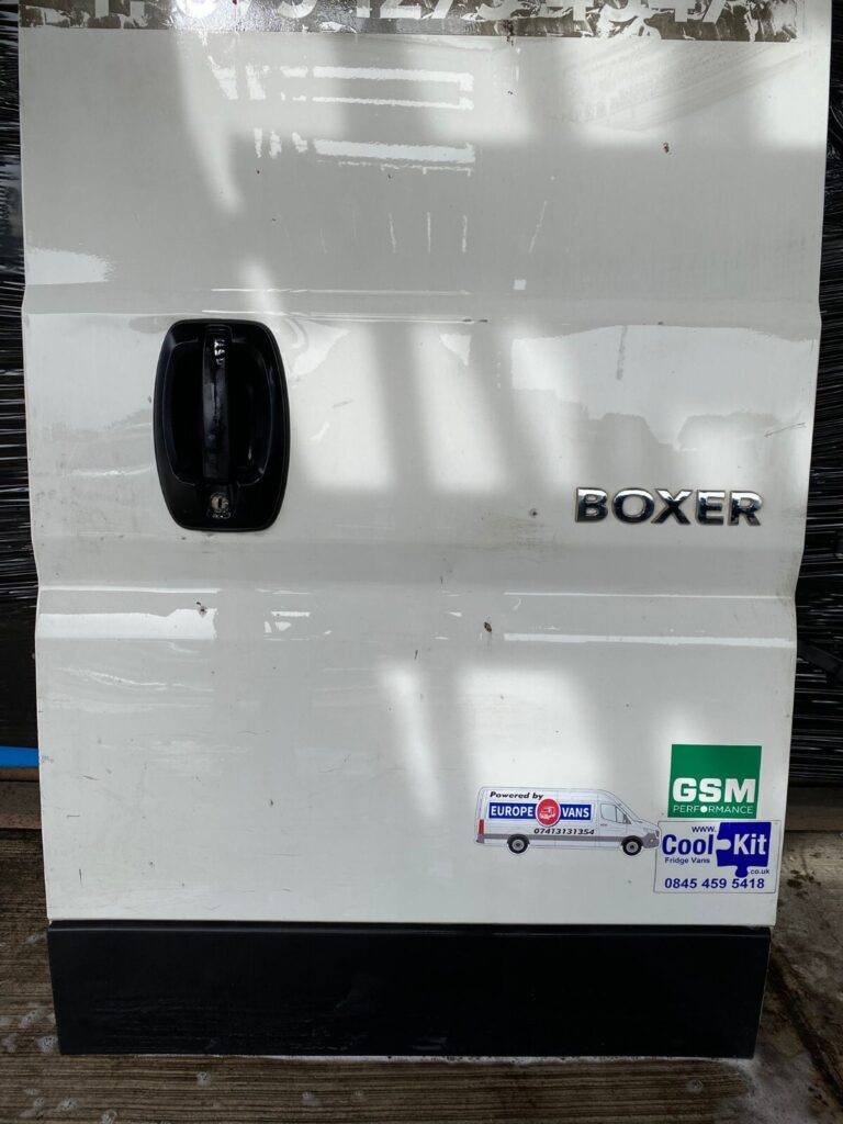 Peugeot Boxer Relay Ducato 2010 2024 Rear Door Right Side O/S/R FRIDGE DOOR - Image 7