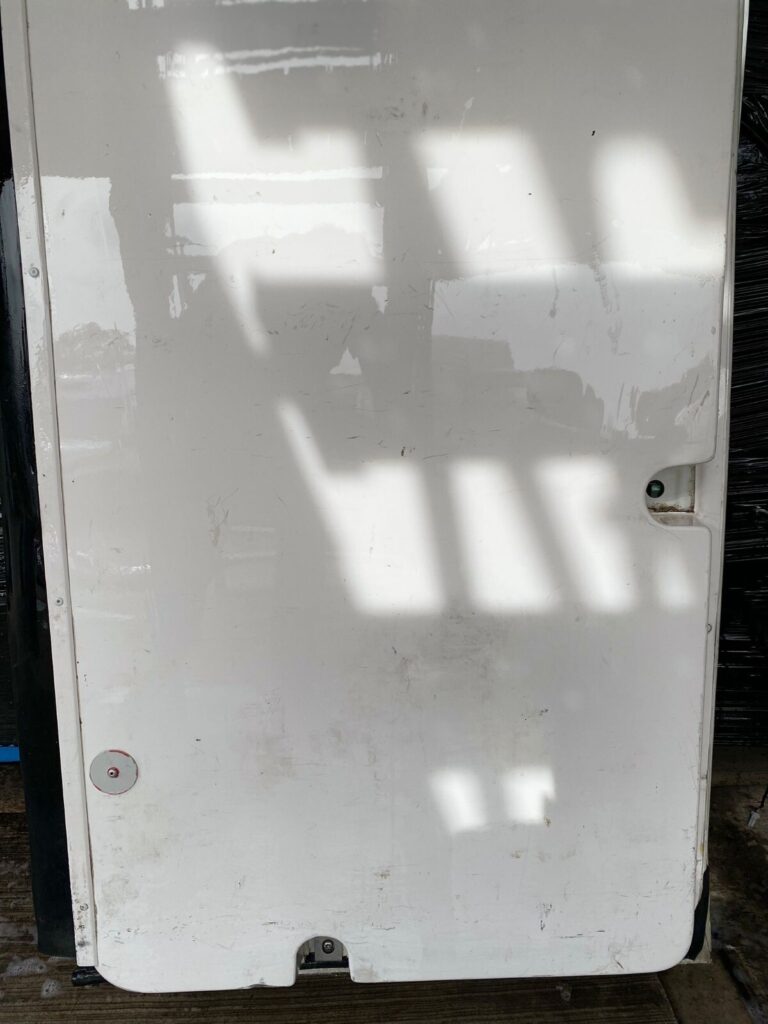 Peugeot Boxer Relay Ducato 2010 2024 Rear Door Left Side N/S/R FRIDGE DOOR - Image 9