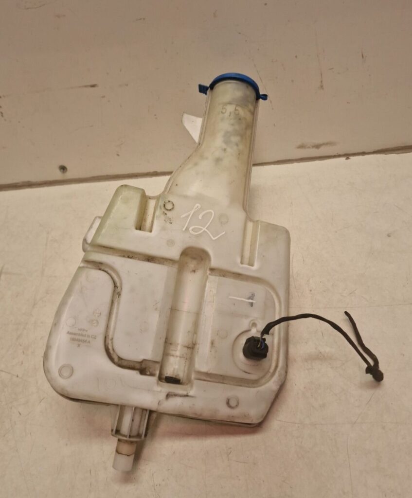 Mercedes Sprinter Windscreen Washer Bottle A9108600400 (12) - Image 6