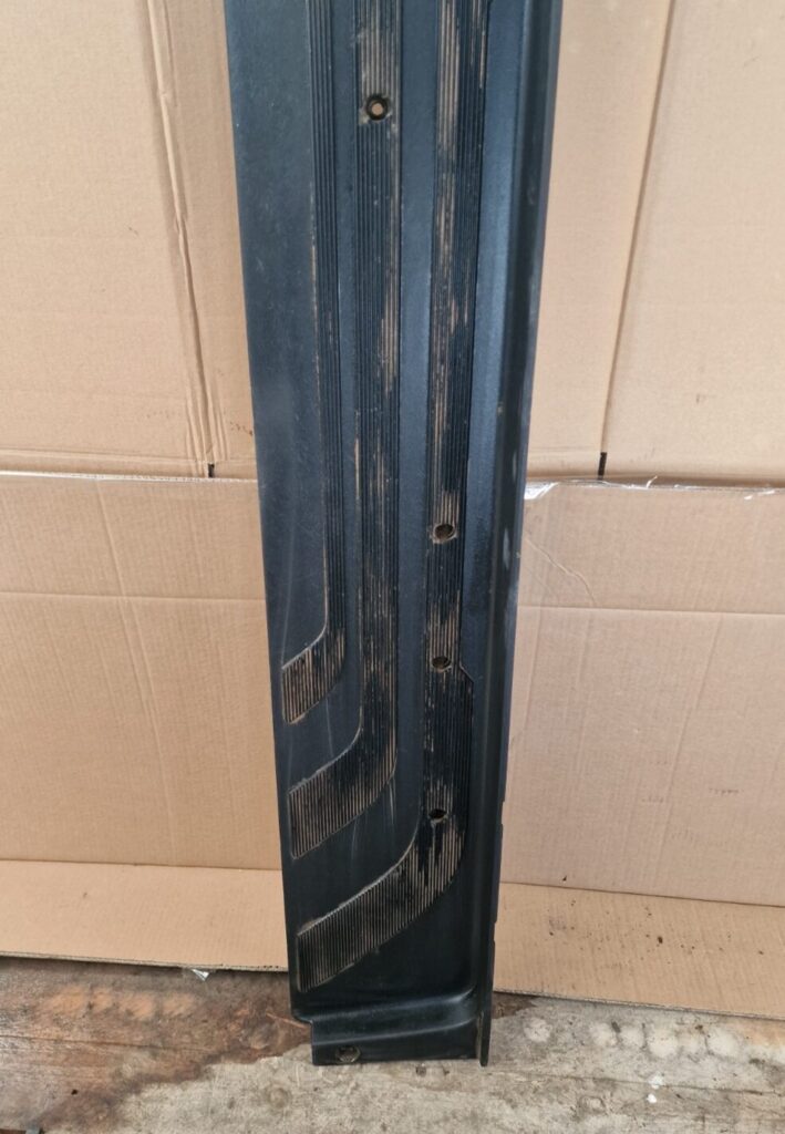 Mercedes Sprinter 2018 2024 Side Loading Door Step A9106860500 (100) - Image 3