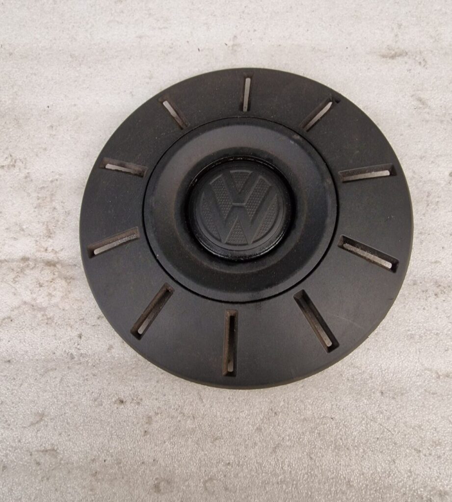 VOLKSWAGEN CRAFTER Wheel Cover Cap 2N0601151 (101) - Image 2