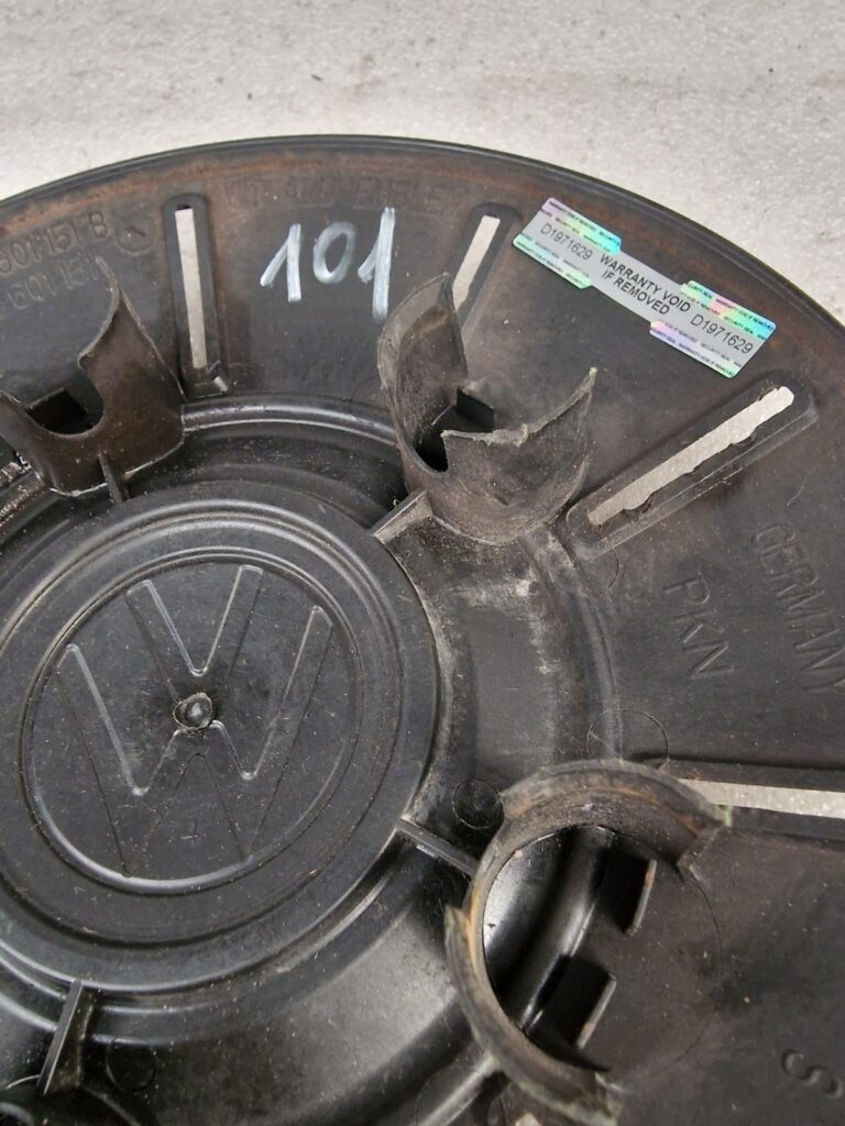 VOLKSWAGEN CRAFTER Wheel Cover Cap 2N0601151 (101) - Image 5