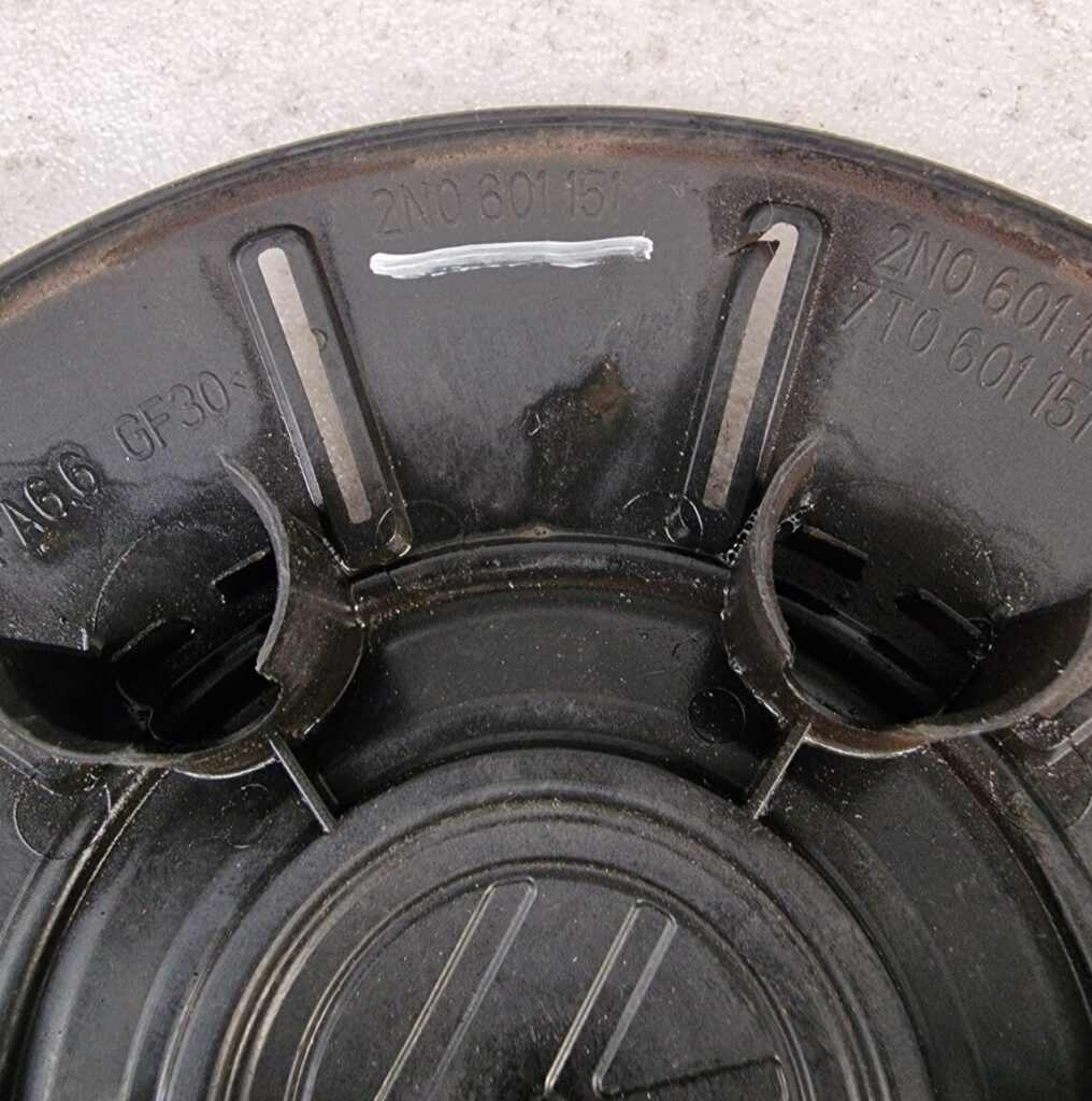 VOLKSWAGEN CRAFTER Wheel Cover Cap 2N0601151 (101) - Image 6