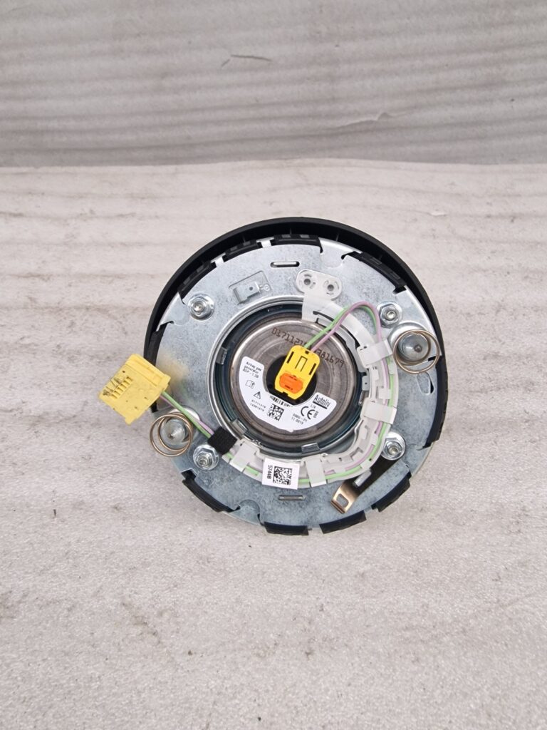 Mercedes Sprinter W907 W910 2018-ON Steering Wheel Airbag 0008605801 BREAKING - Image 15