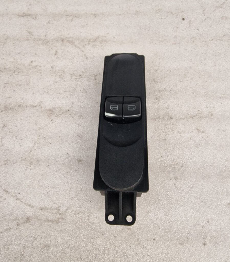 Mercedes Sprinter (2007-2018) Right Side Electric Window Switch A9065451513 (4) - Image 4