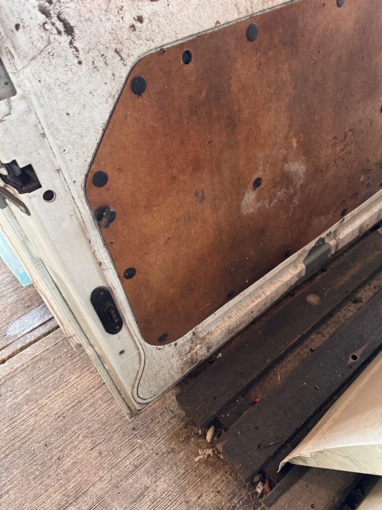 Ford Transit MK7 2007 2014 High Top Roof Side Loading Door In White - Image 12