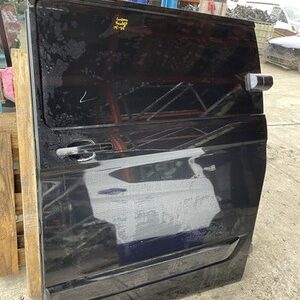 Ford Transit CUSTOM 2019 2023 Side Loading Door Sliding Door BREAKING