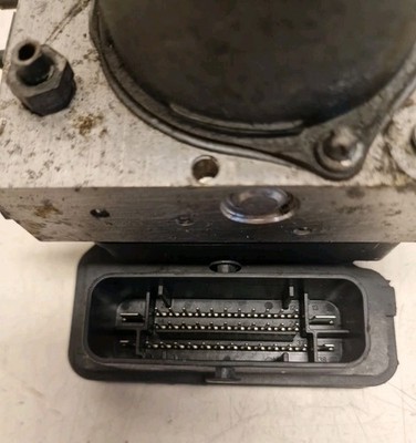 Mercedes Sprinter ABS Pump A9069002302 (66) - Image 10