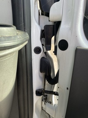 Ford Transit CUSTOM 2019 2023 Front Door Right Side O/S BREAKING - Image 18