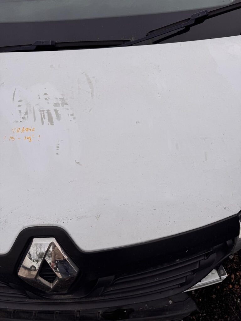 Renault Trafic Bonnet 2015 2019 In White Breaking - Image 4