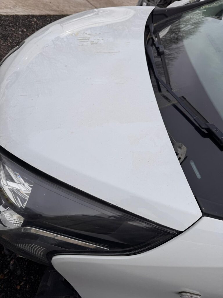 Renault Trafic Bonnet 2015 2019 In White Breaking - Image 6