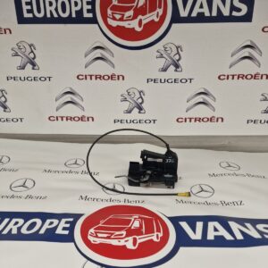 Vauxhall Vivaro/Renault Trafic Front Right Door Lock Mechanism 8200008261 (376)
