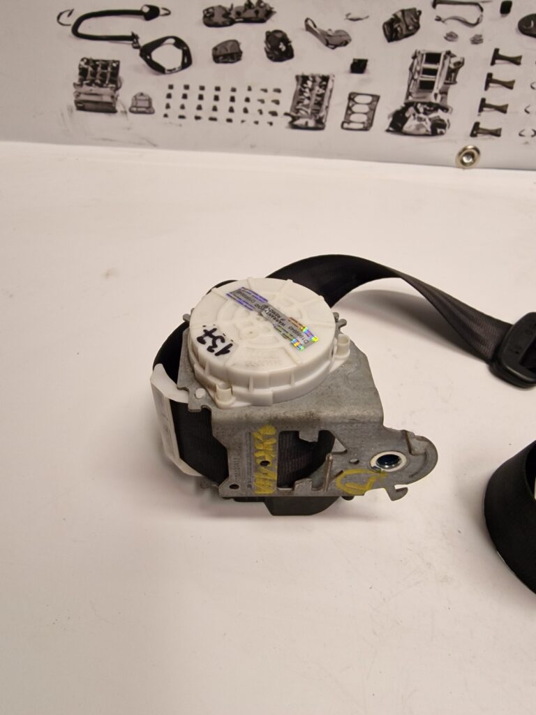 Vauxhall Vivaro Trafic 2015 2019 Front Seat Belt Left Side 93868115 (137) - Image 14