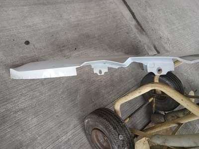 Crafter MAN TGE Wing Fender Left Side NS 2017 2025 in White BREAKING P68 - Image 2