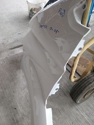 Crafter MAN TGE Wing Fender Left Side NS 2017 2025 in White BREAKING P68 - Image 4