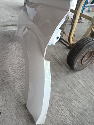 Crafter MAN TGE Wing Fender Left Side NS 2017 2025 in White BREAKING P68 - Image 5