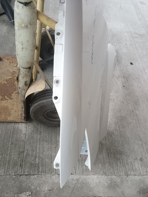 Crafter MAN TGE Wing Fender Left Side NS 2017 2025 in White BREAKING P68 - Image 6