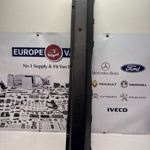 Mercedes Sprinter Crafter 2007 2017 Rear Bumper Center A9068800171 (104)