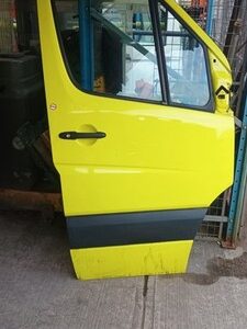 Mercedes Sprinter W906 2006 2018 Front Door Right Side OS BREAKING P32