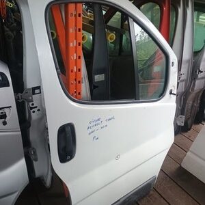Vivaro Renault Trafic  Driver Side Door OS 2001 2014 P46 BRAKING
