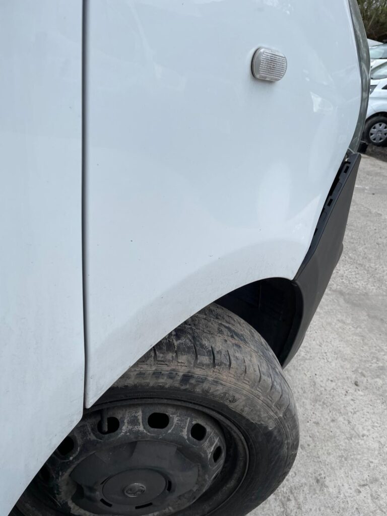 Vivaro Trafic Wing Fender Right Side OS Renault Vauxhall 2015 2019 White - Image 10