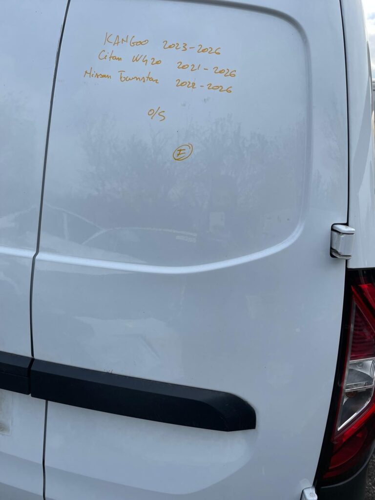 Kangoo Citan Townstar Rear Door Right Side OS Renault Mercedes Nissan BREAKING - Image 7