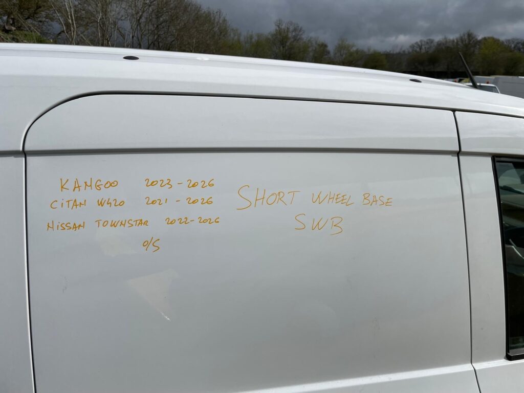 Kangoo Citan Townstar Side Loading Sliding Door Right Side OS Renault Nissan - Image 5