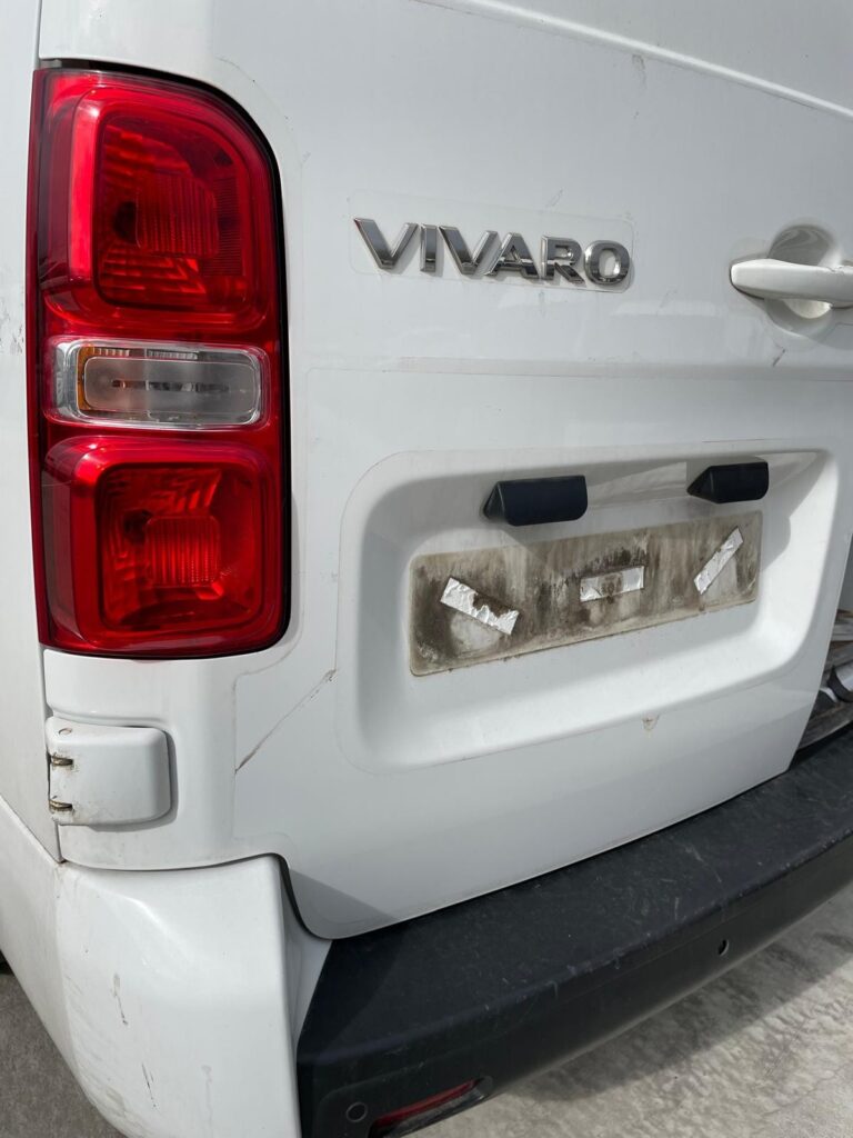 Dispatch Expert Proace Rear Door Left Side NS White 2017 2025 Vivaro 20 25 - Image 8