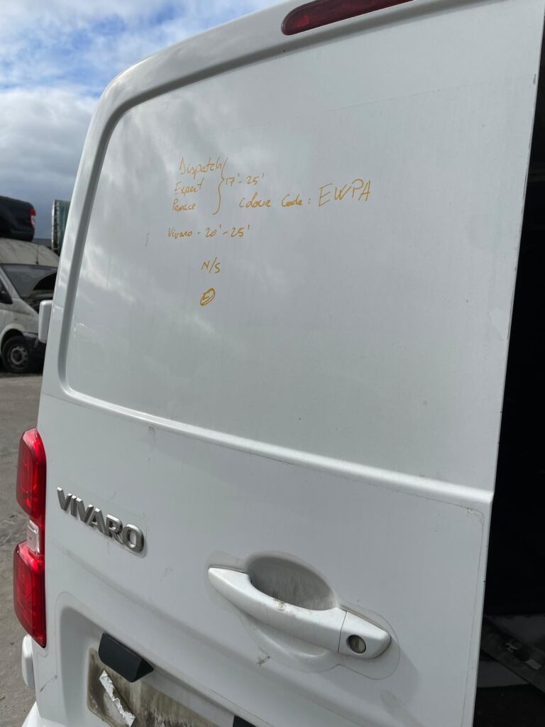 Dispatch Expert Proace Rear Door Left Side NS White 2017 2025 Vivaro 20 25 - Image 9