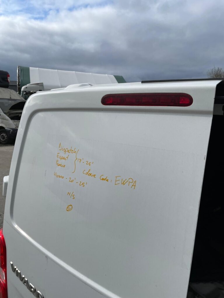 Dispatch Expert Proace Rear Door Left Side NS White 2017 2025 Vivaro 20 25 - Image 13