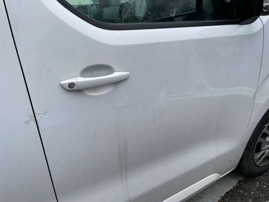 Dispatch Expert Proace Front Door Right Side OS White 2017 2025 Vivaro 20 25 - Image 8