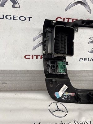 Vauxhall Vivaro Centre Console Air Vent Surround Trim 93452450 339 - imagine 13