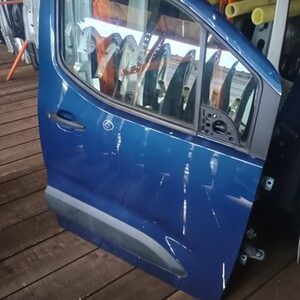 Citroen Berlingo Peugeot Partner Vauxhall Driver Side Door OS 2019 2025 P84