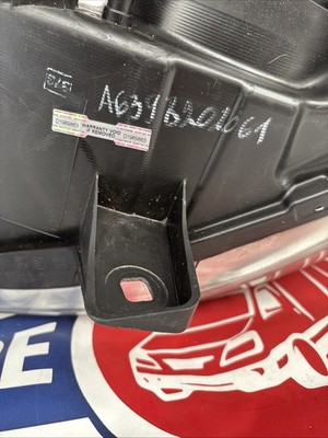 Mercedes Vito Left Side Headlight A6398202061 (192) Scratches - imagine 19