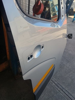 Renault Master NV400 Vauxhall Movano Driver Side Door OS 2010-2023 BRAKING