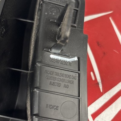 Mercedes Citan Speedometer Surround Trim 682403292 389 - Image 13