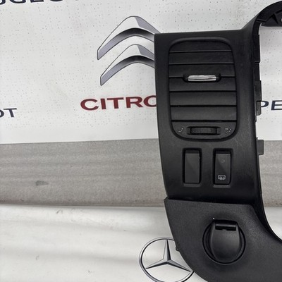 Vauxhall Vivaro Centre Console Air Vent Surround Trim 93452450 390 - imagine 2