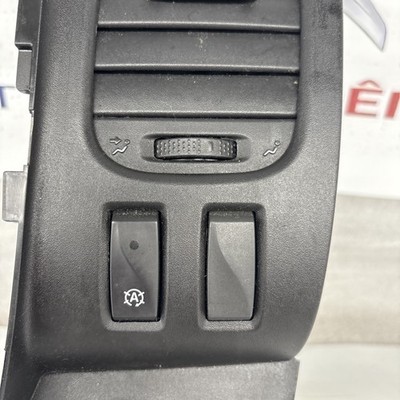 Vauxhall Vivaro Centre Console Air Vent Surround Trim 93452450 390 - imagine 11