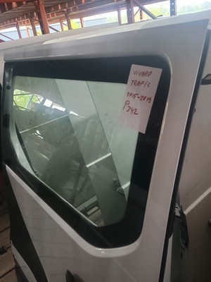 Vauxhall Vivaro Renault Trafic Driver Side Sliding Door 2015 2019 P342 - Image 2