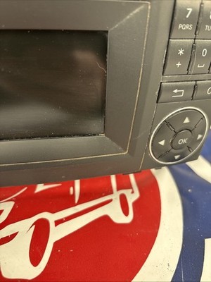 Sprinter Vito Radio CD Player Head Unit Mercedes A1699002000 361