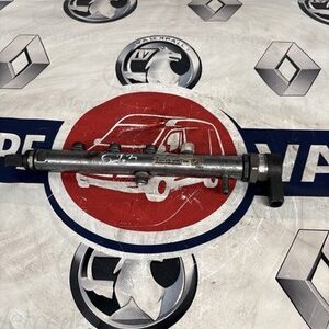 MERCEDES Sprinter 2.0 OEM654 High Pressure Fuel Rail A6540700095 BREAKING 623