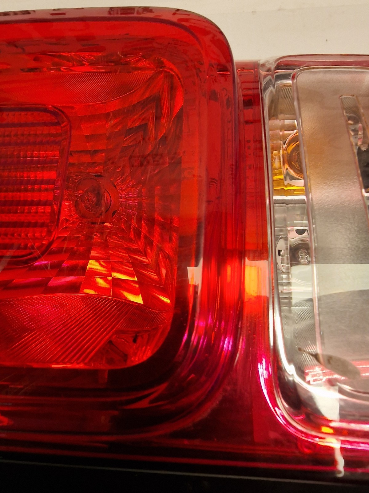 Peugeot Expert Dispatch Vivaro Rear Light Left Side 9808243182 ... - imagine 16