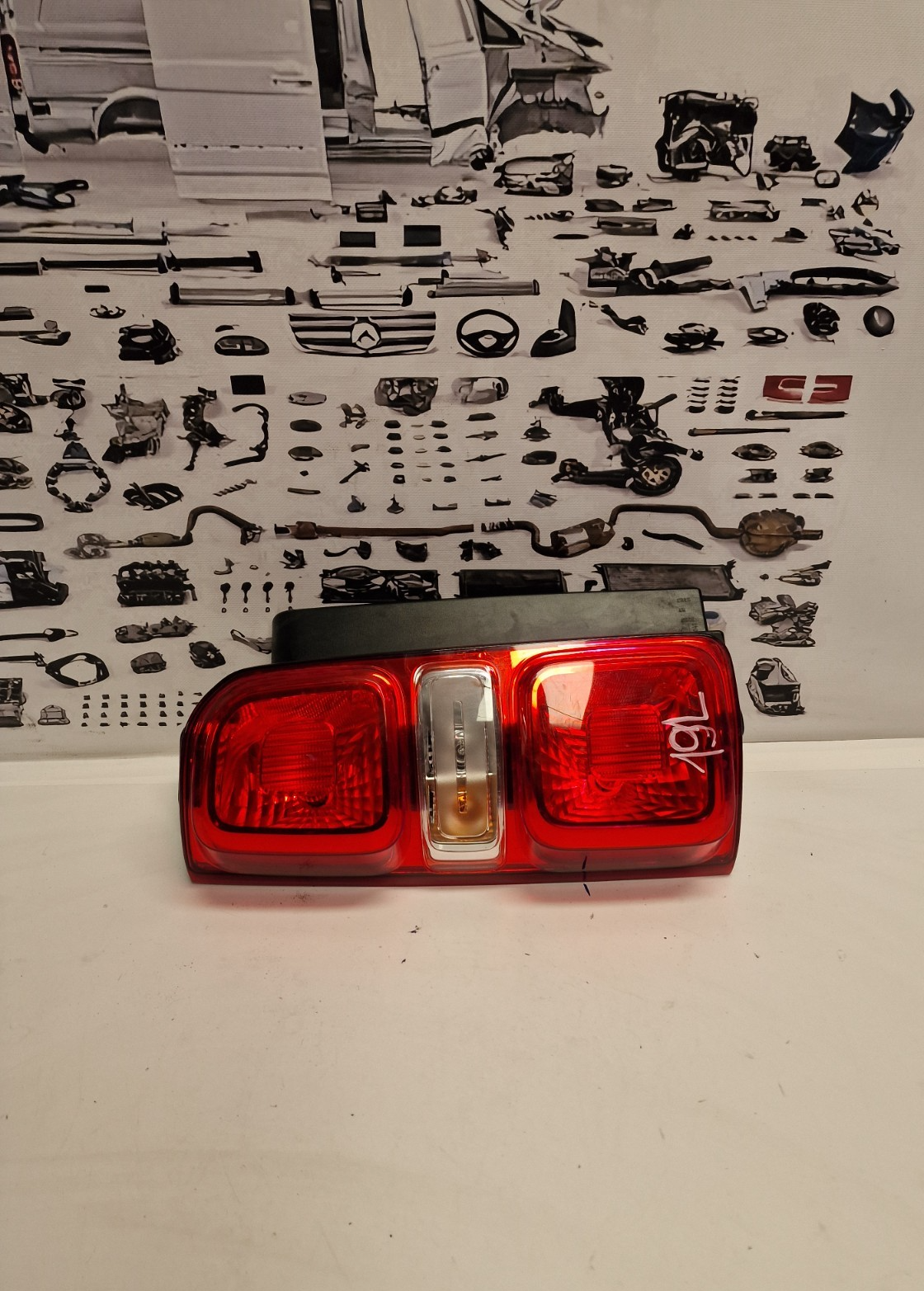 Peugeot Expert Dispatch Vivaro Rear Light Left Side 9808243182 ... - imagine 23