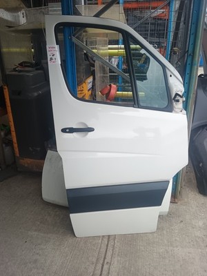 Mercedes Sprinter W906 2006 2018 Front Door Right Side OS P701