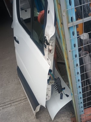 Mercedes Sprinter W906 2006 2018 Front Door Right Side OS P701 - Image 6