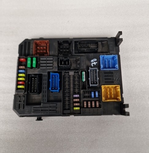Citroen Berlingo Body Control Module 9830707680 (78) - Image 5